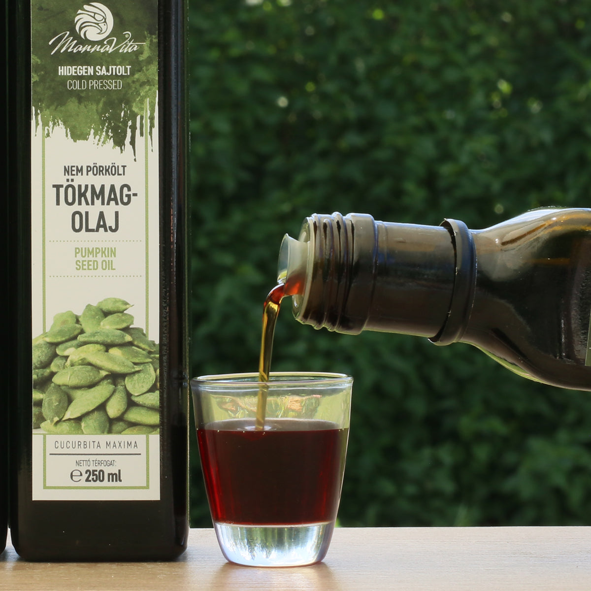 Mannavita унгарско студенопресовано тиквено олио • 250 ml