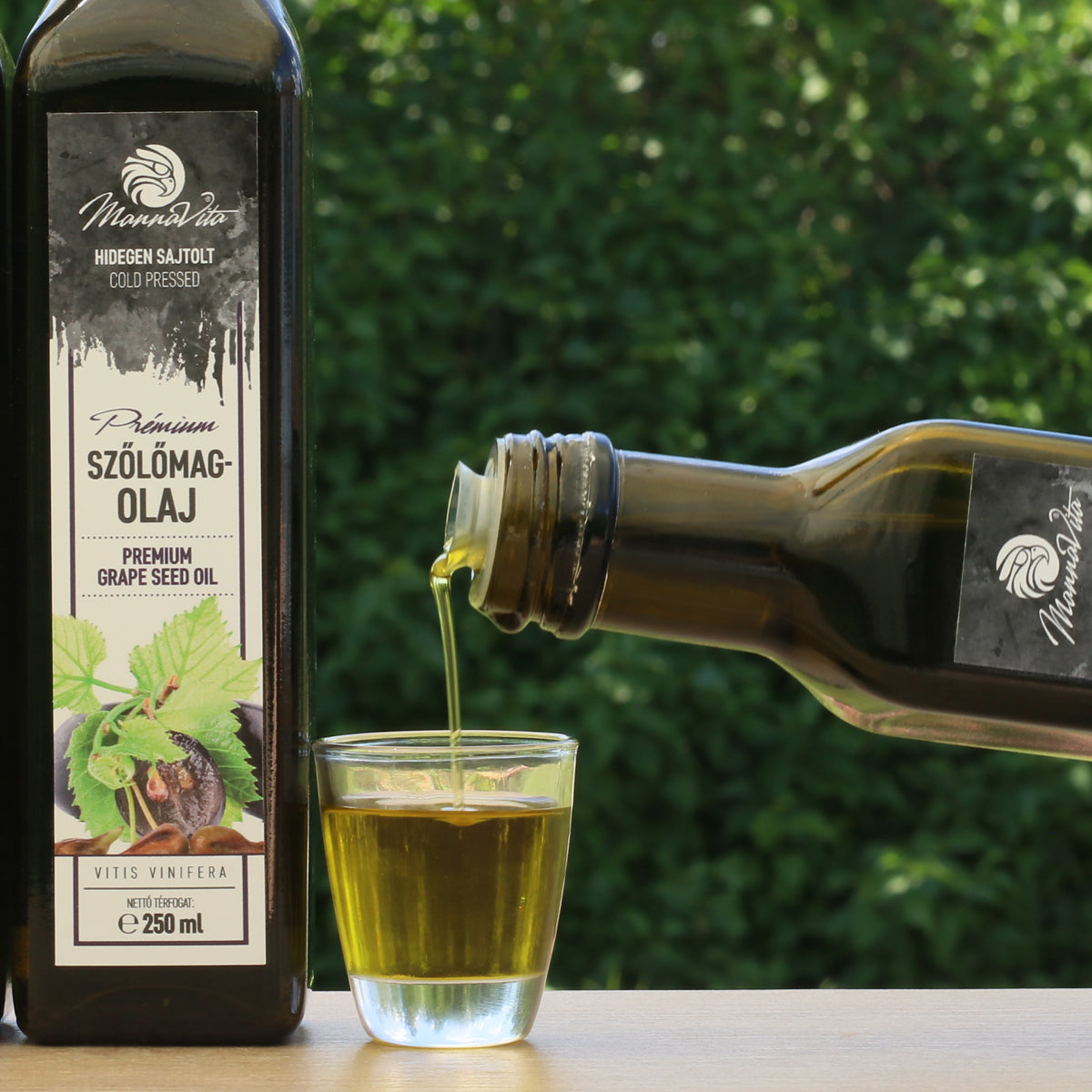 Mannavita унгарско студенопресовано гроздово олио • 250 ml